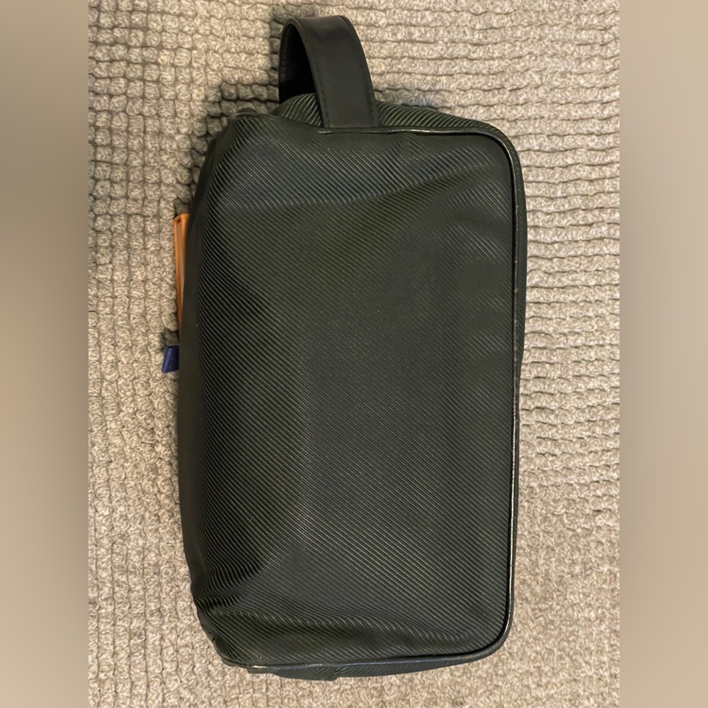 LV Taiga Parana Canvas Toiletry bag. Unisex dark greenish, black color - Picture 11 of 12